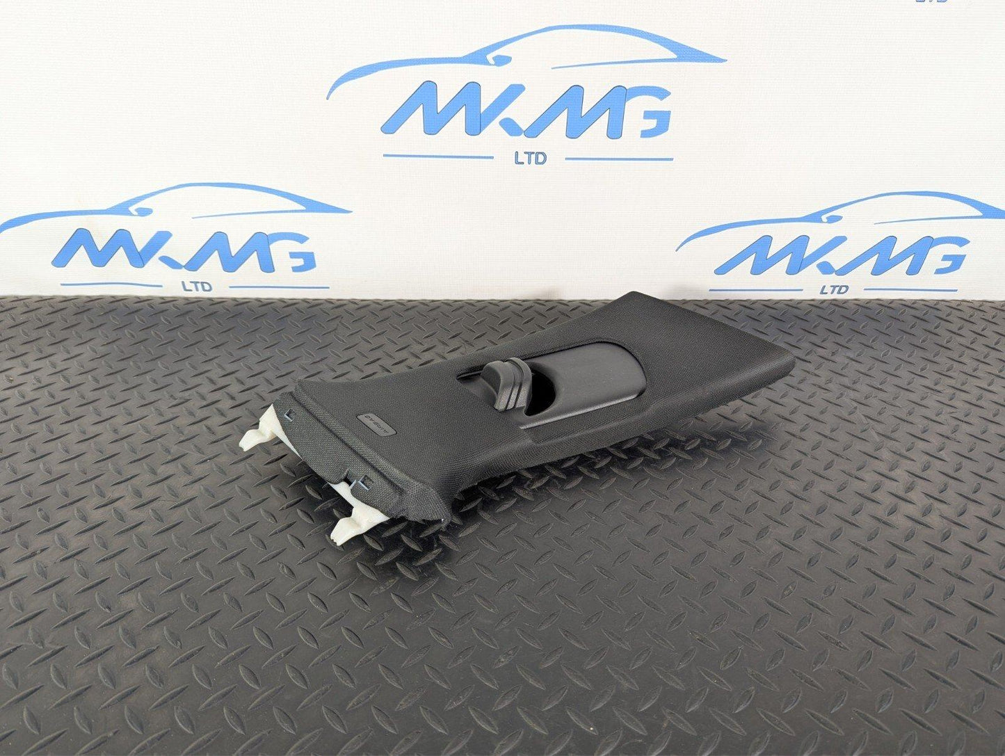 16-19 AUDI A4 B9 GENUINE RIGHT O/S DRIVER SIDE B-PILLAR TRIM COVER 8W0867244E