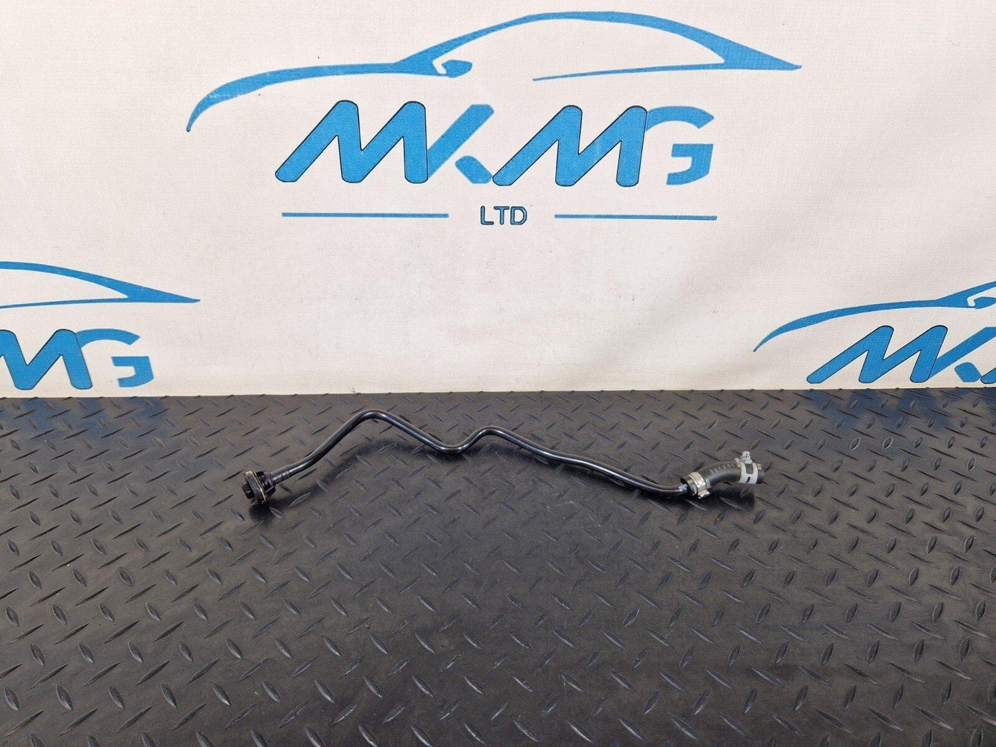 14-21 MERCEDES BENZ W205 ENGINE WATER COOLANT HOSE PIPE LINE  A2742000782