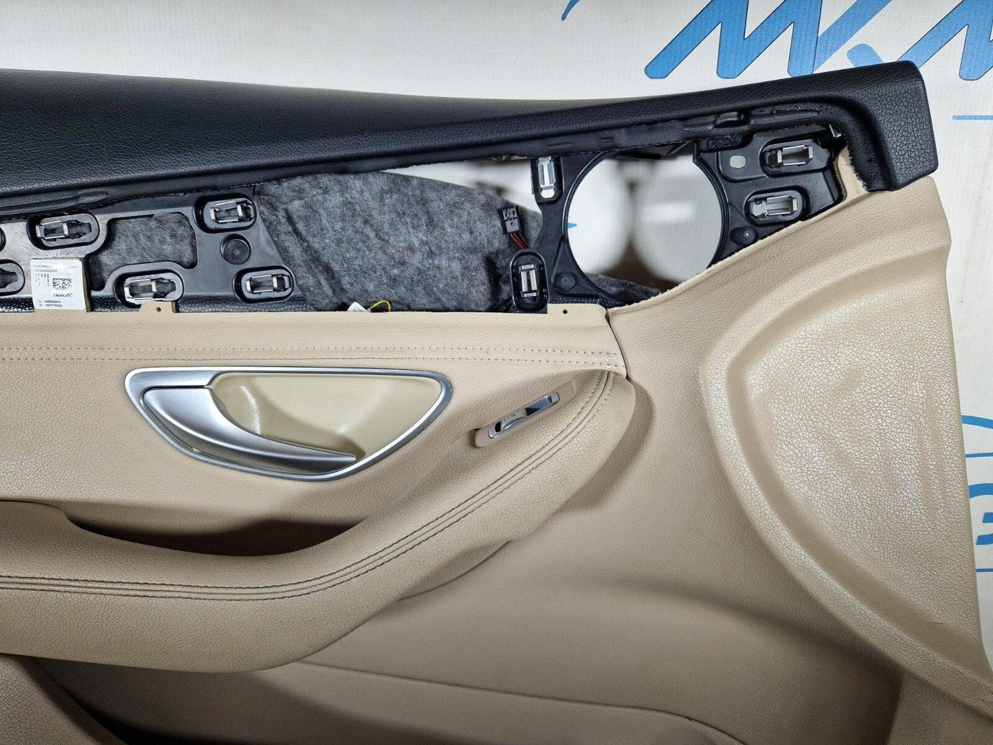 14-21 MERCEDES-BENZ C-CLASS W205 OEM FRONT PASSENGER SIDE N/S DOOR CARD PANEL