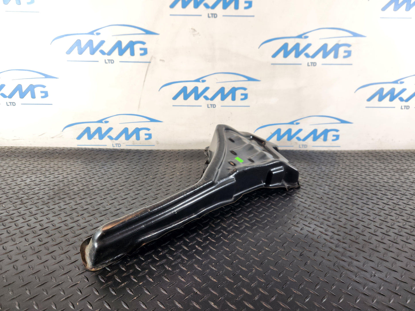 BMW 2 Series F45 F46 Fender Foam Support 739403506