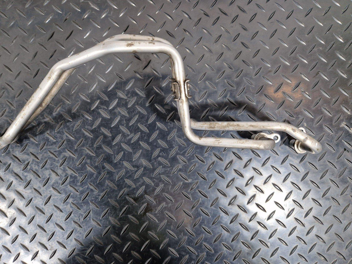14-21 MERCEDES C300h W205 GEARBOX TRANSMISSION OIL LINE A6511806030 A6511805930