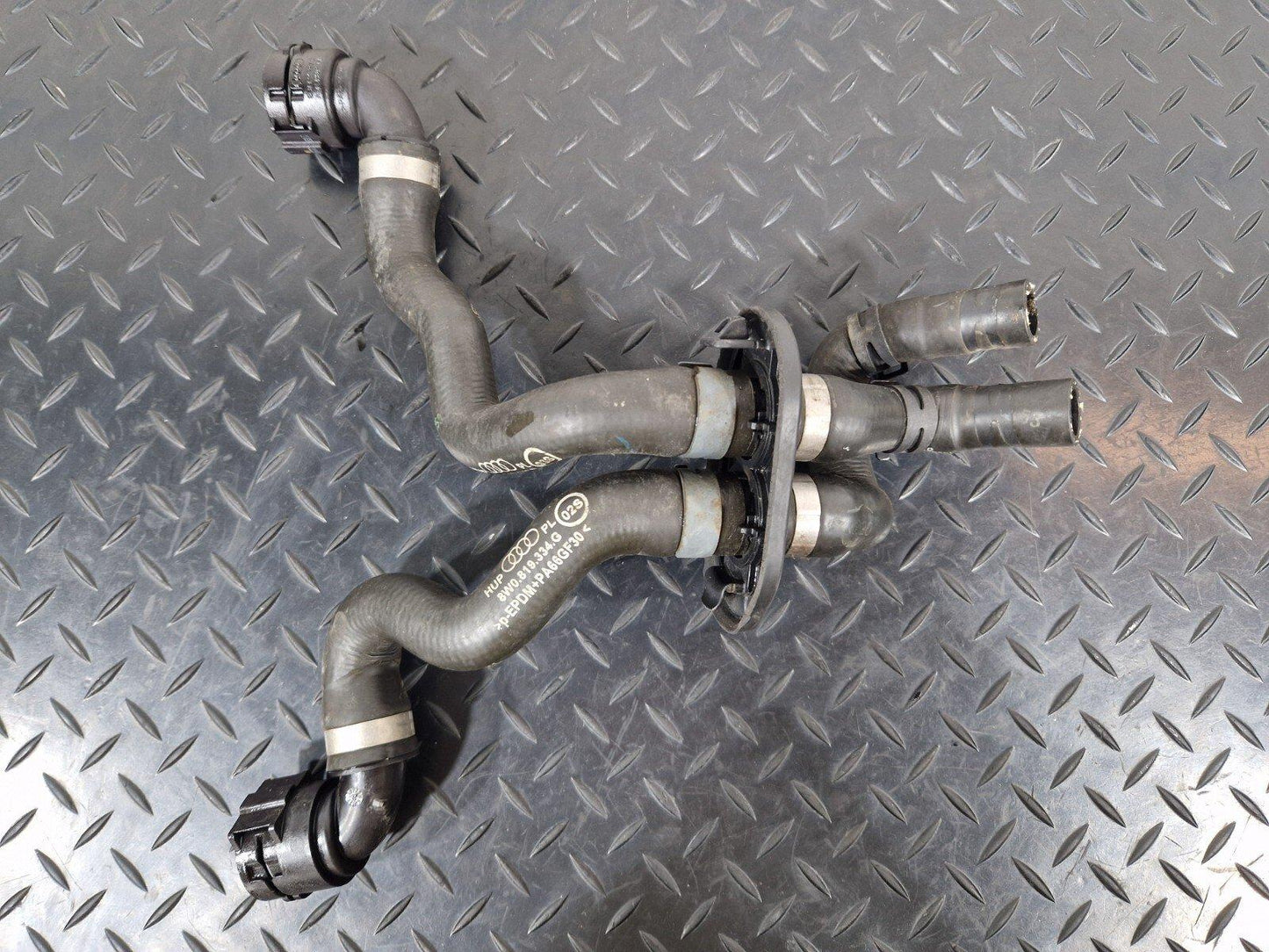 16-19 AUDI A4 B9 A5 F5 GENUINE HEATER WATER HOSE PIPES 8W0819334G 8W0819342B