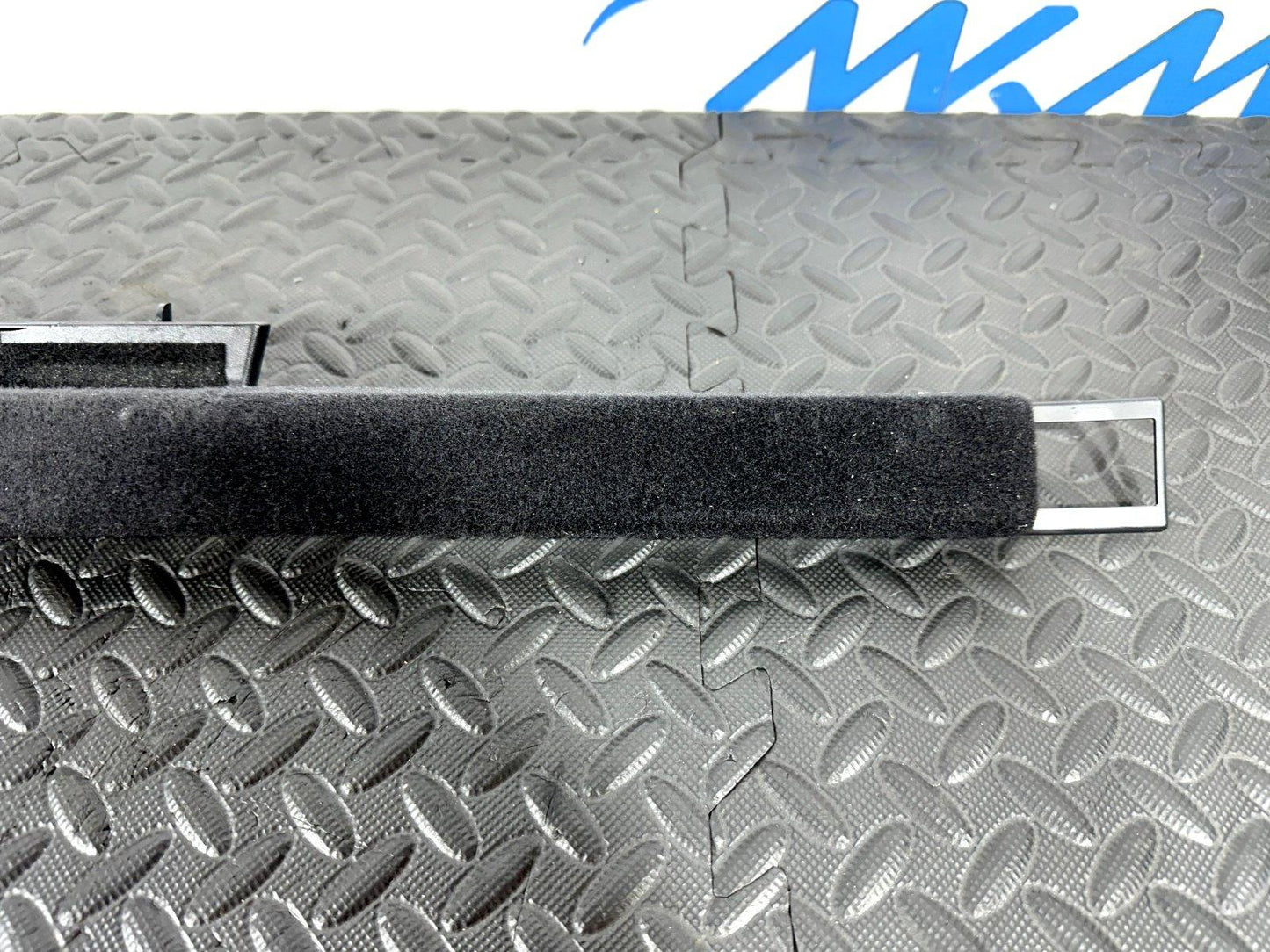 16-19 AUDI A4 B9 GENUINE REAR RIGHT BOOT INTERIOR FLOOR TRIM PANEL 8W9861828