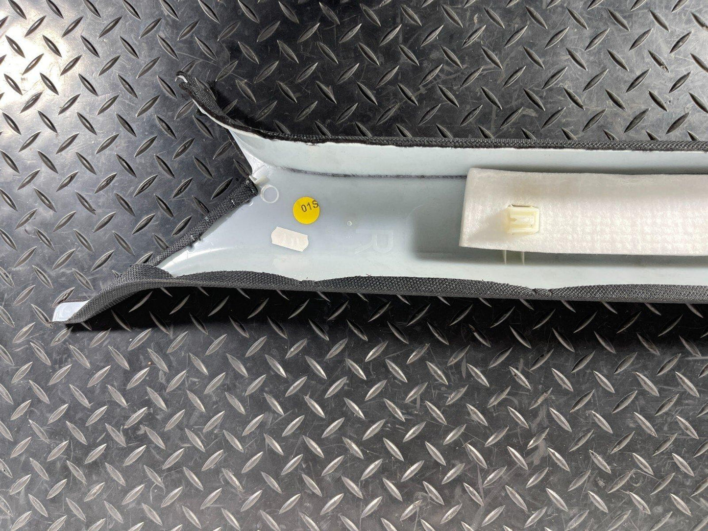 16-23 AUDI A5 F5 S-LINE FRONT RIGHT A PILLAR TRIM COVER BLACK 8W8867234F