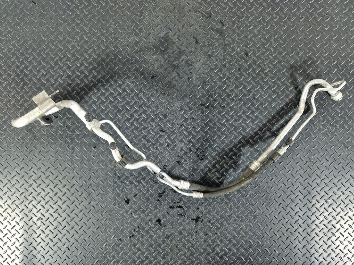 14-21 MERCEDES-BENZ C-CLASS C250D W205 OEM AIRCON PIPE HOSE A2058304502