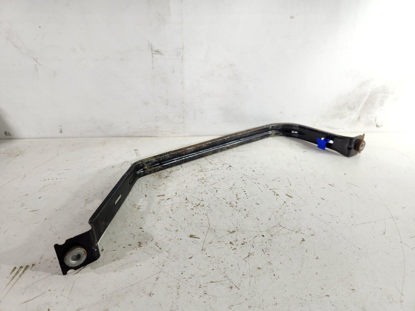 Mercedes-Benz B-Class W176 W246 Right O/S Fuel Tank Support Strut A2464700440