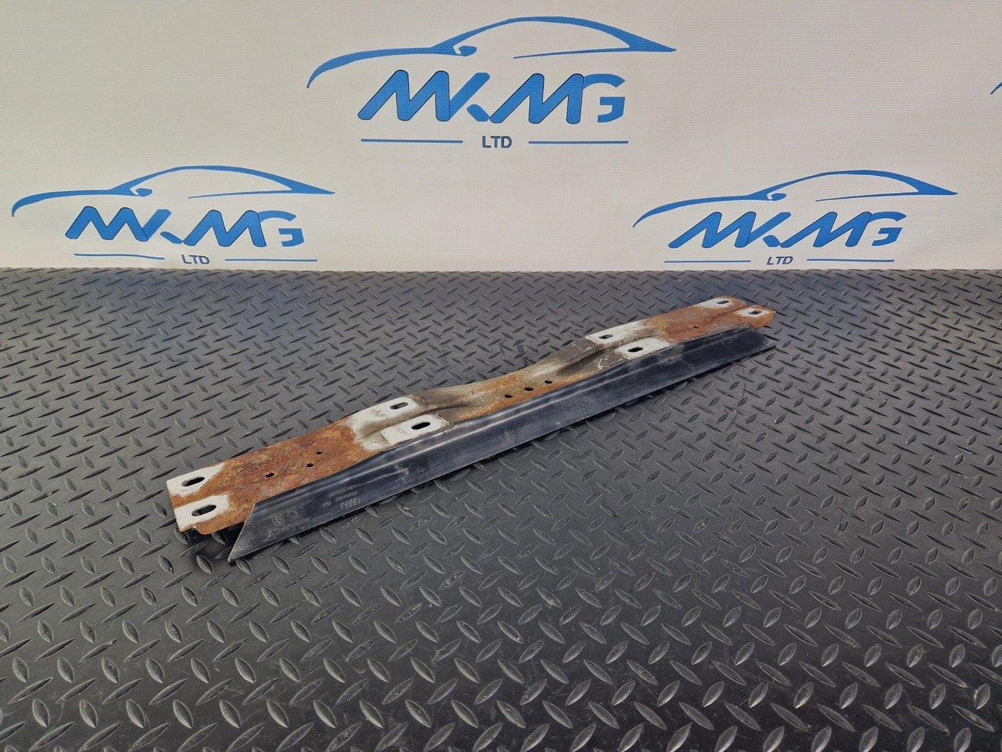 12-18 AUDI A6 C7 GENUINE OEM UNDERBODY FLOOR PLATE CONNECTING STRUT 4G0803183