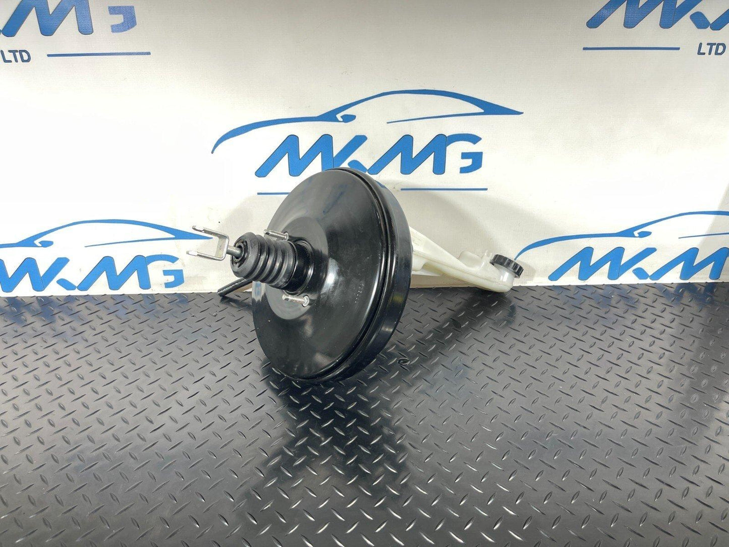 BMW 2 SERIES ACTIVE TOURER F45 216D BRAKE SERVO WITH MASTER CYLINDER 6872077