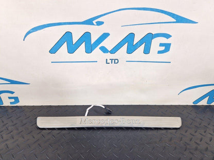 14-20 MERCEDES BENZ GLA X156 OEM FRONT LEFT N/S ILLUMINATED DOOR SILL PANEL TRIM