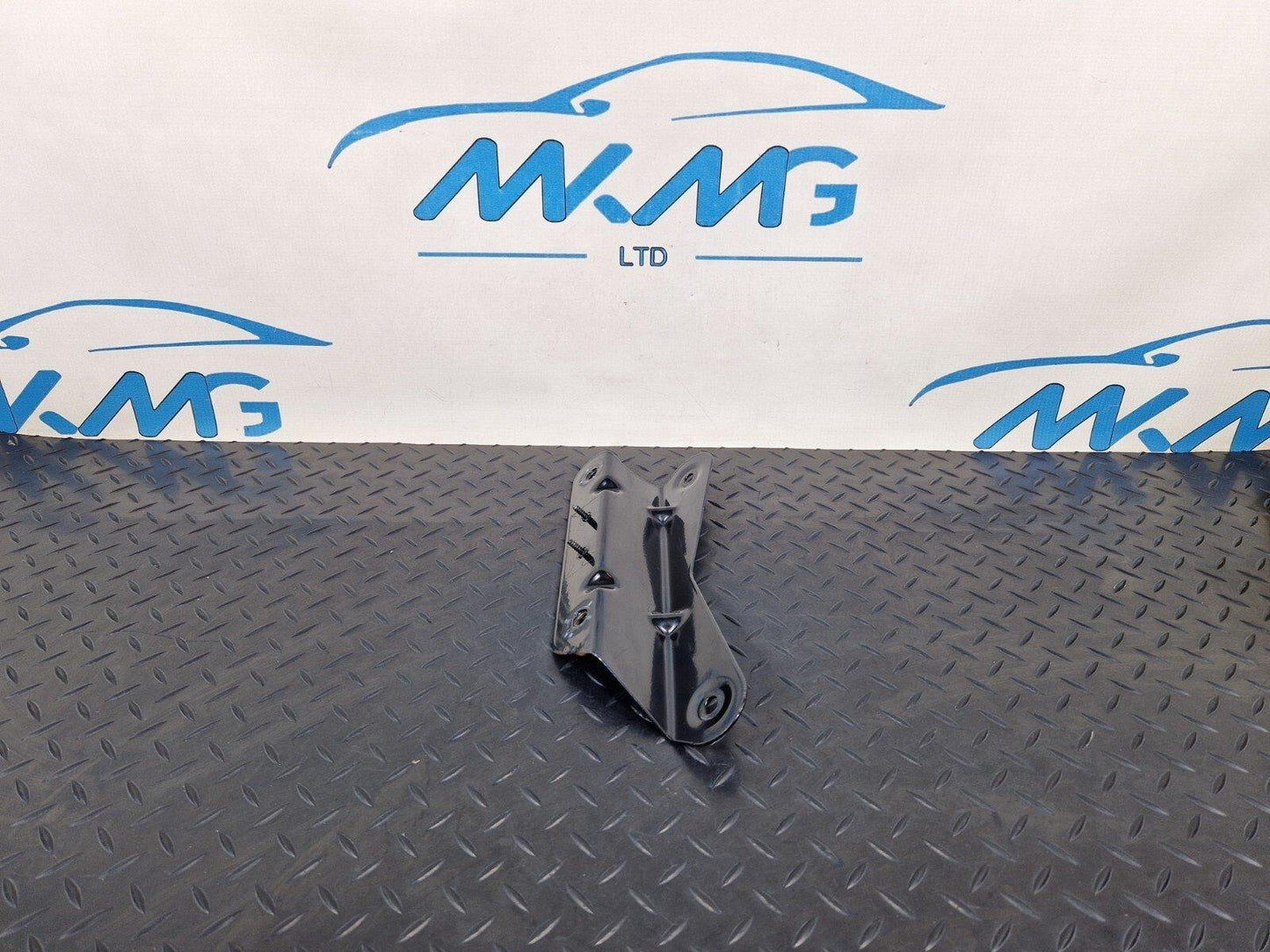 14-23 MERCEDES BENZ VITO W447 GENUINE OEM ADBLUE TANK MOUNT BRACKET A4474700781