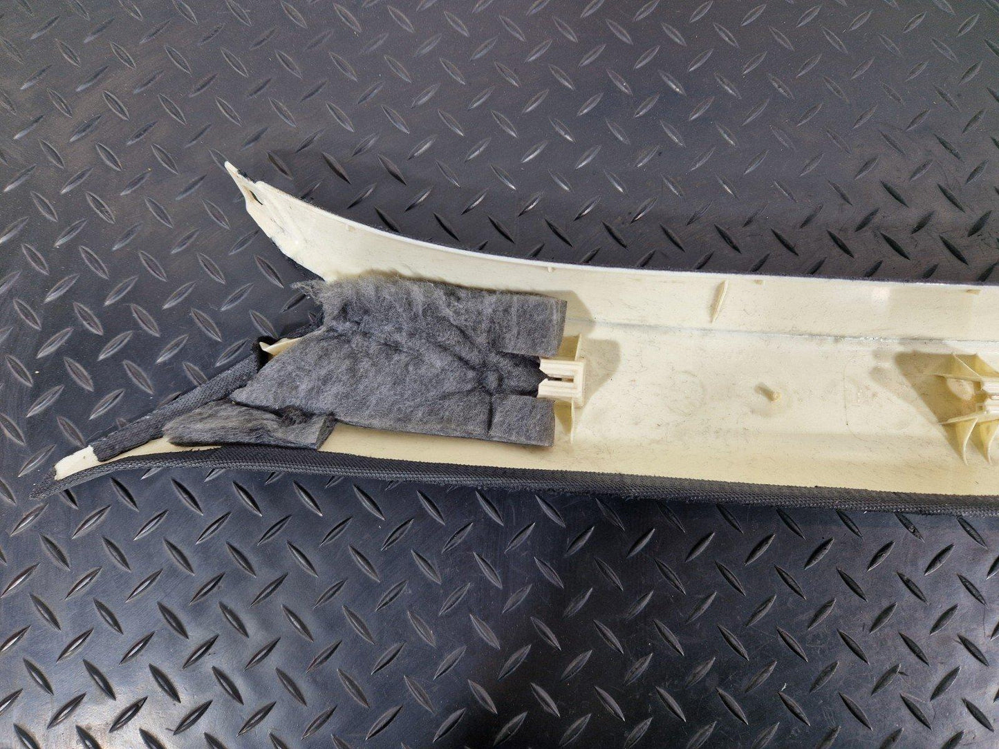 10-18 AUDI A7 4G S-LINE FRONT RIGHT OSF INTERIOR A PILLAR TRIM COVER 4G8867234