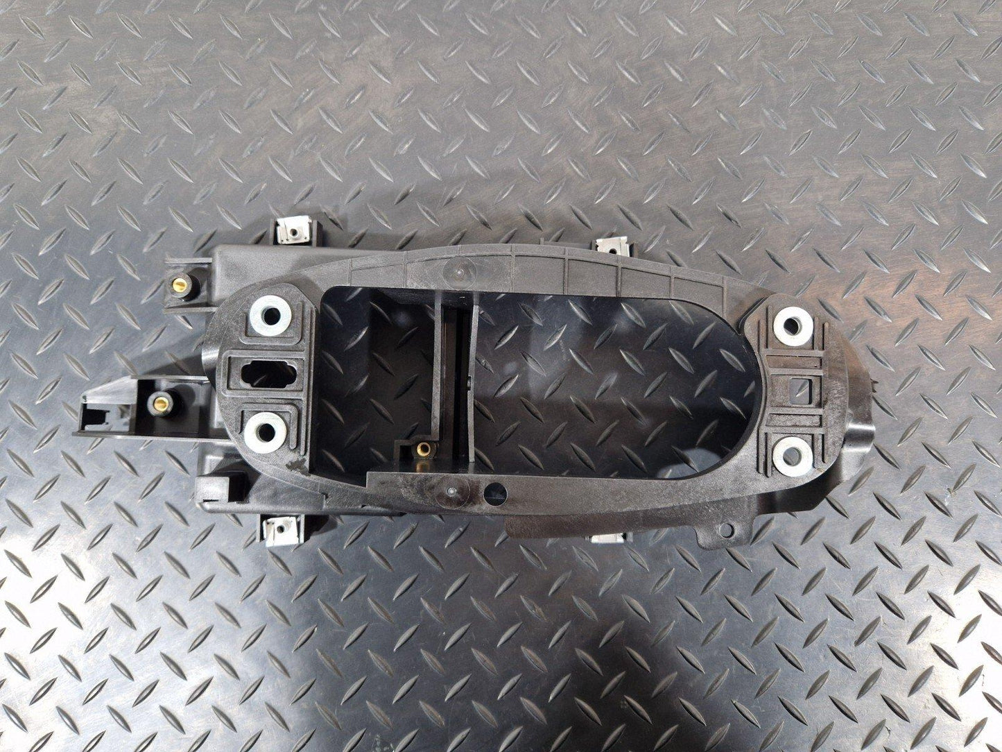 16-24 AUDI A5 F5 COUPE GENUINE GEAR SHIFTING MECHANISM MOUNTING FRAME 8W2863531