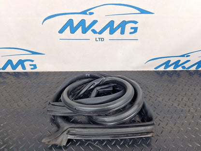 16-23 AUDI A5 F5 SPORTBACK S-LINE REAR LEFT SIDE RUBBER DOOR SEAL 8W8833707