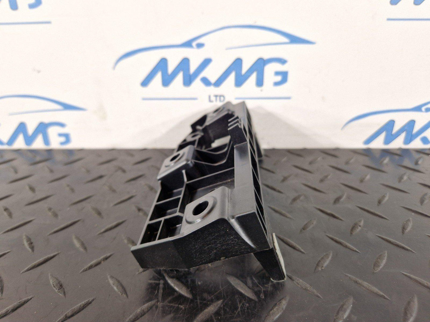16-19 MERCEDES BENZ GLE W166 SAT NAV HOLDER BRACKET MOUNT A1666890214