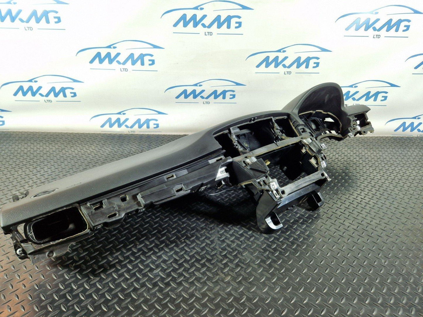 11-19 MERCEDES BENZ ML W166 GENUINE DASHBOARD PANEL WITH SRS A-BAG A1668600302