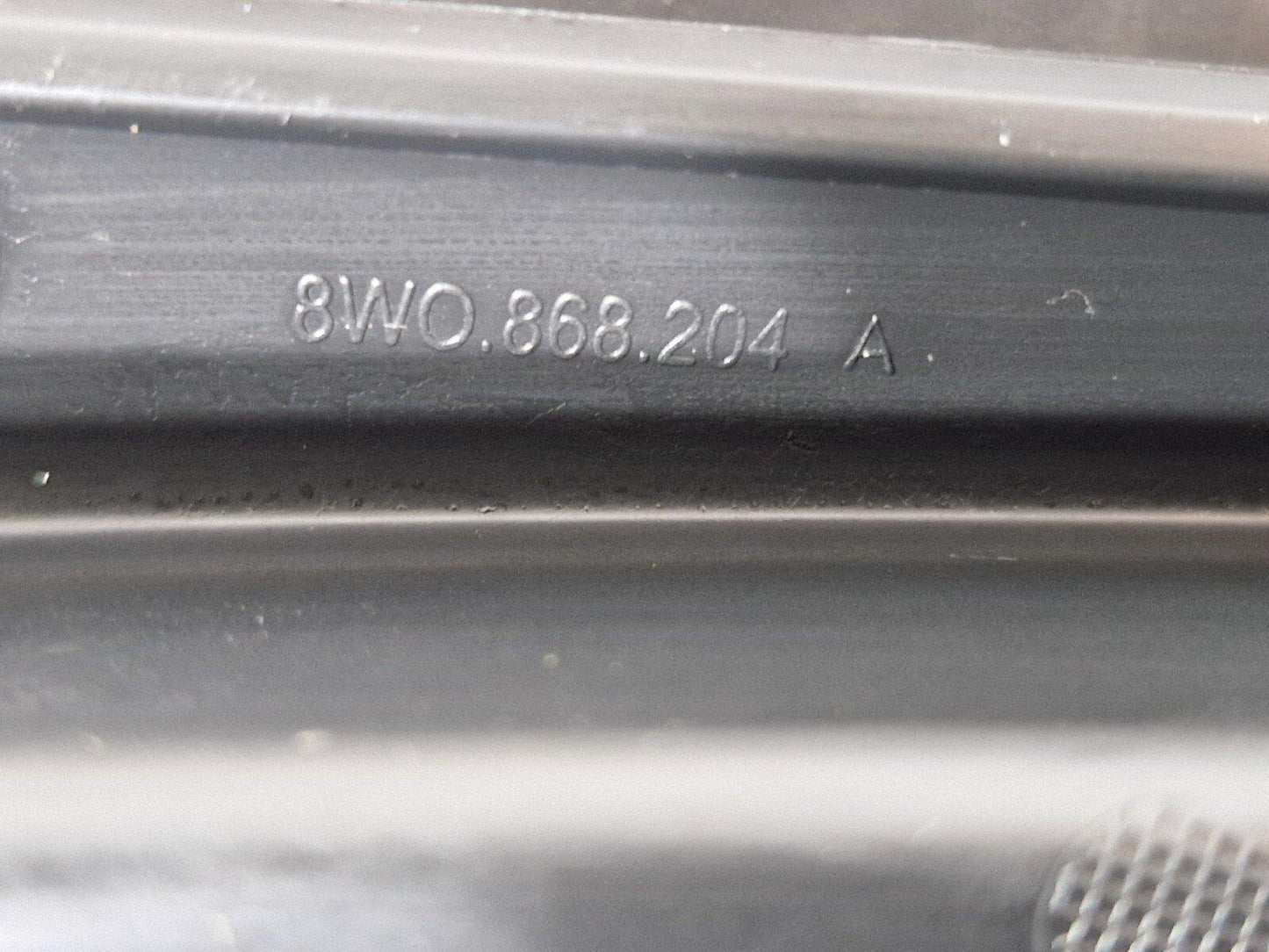 16-19 AUDI A4 B9 GENUINE RIGHT DRIVER SIDE A PILLAR BRACKET 8W0868204