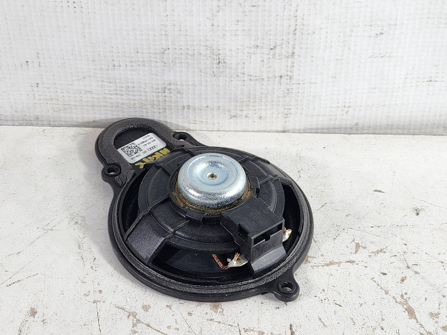 Audi A8 4H Genuine Front Centre Dashboard Speaker Trim 4H0035401