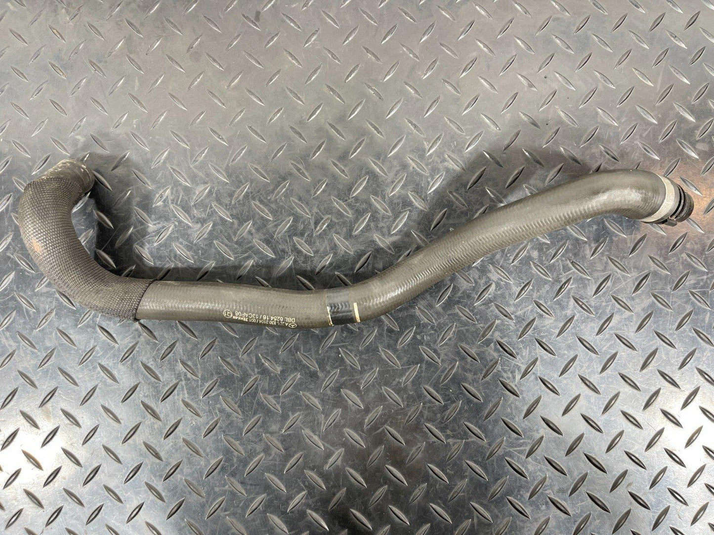 14-21 MERCEDES BENZ C300h W205 ENGINE COOLING HEATING LINE HOSE PIPE A2058303104