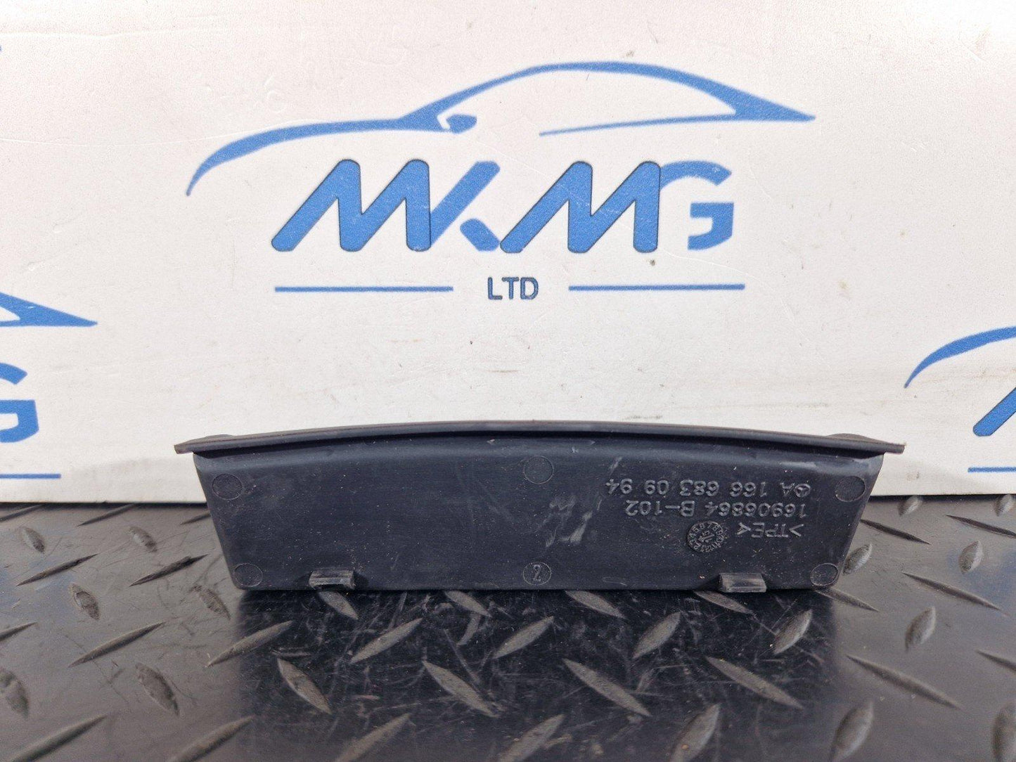 11-19 MERCEDES BENZ ML W166 OEM INTERIOR RUBBER INSERT TRIM A1666830994
