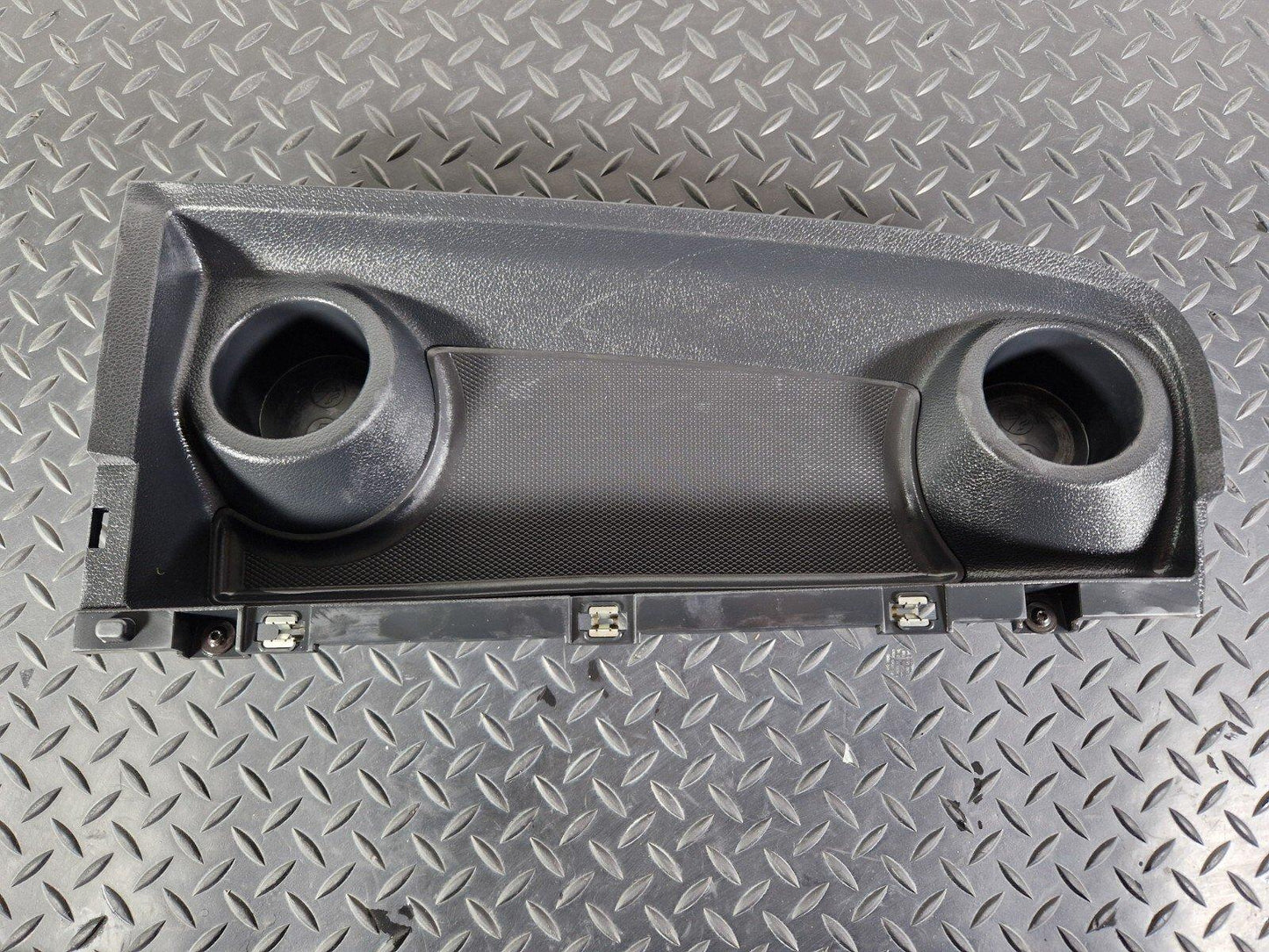 18-ON MERCEDES BENZ SPRINTER W907 LEFT SIDE STORAGE TRIM A9106803300
