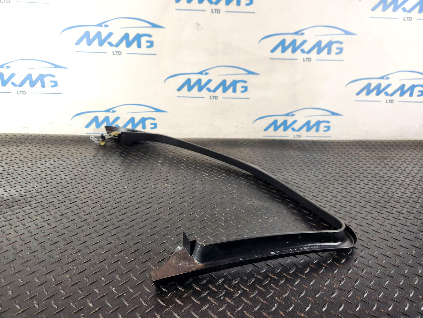 12-18 Land Rover Range Rover Evoque L538 Front Left Door Moulding BJ3220905A