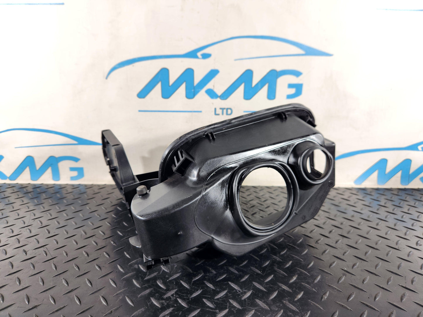 2019 Mercedes-Benz B200d B-Class W247 SUV Fuel Filler Cap a2476304302