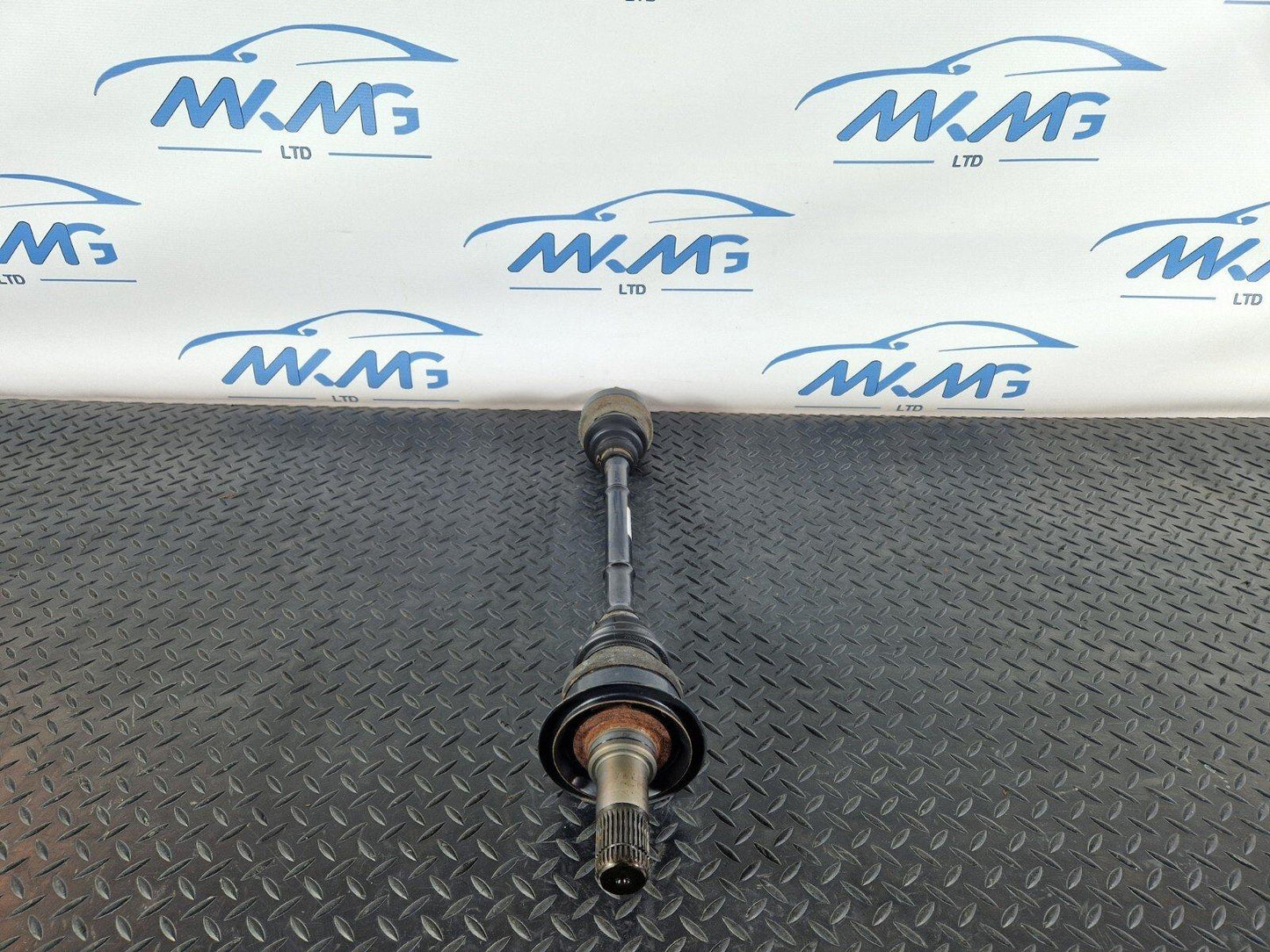 12-18 BMW 3 SERIES F30 LCI GENUINE OEM REAR LEFT SIDE N/S DRIVESHAFT 7597689