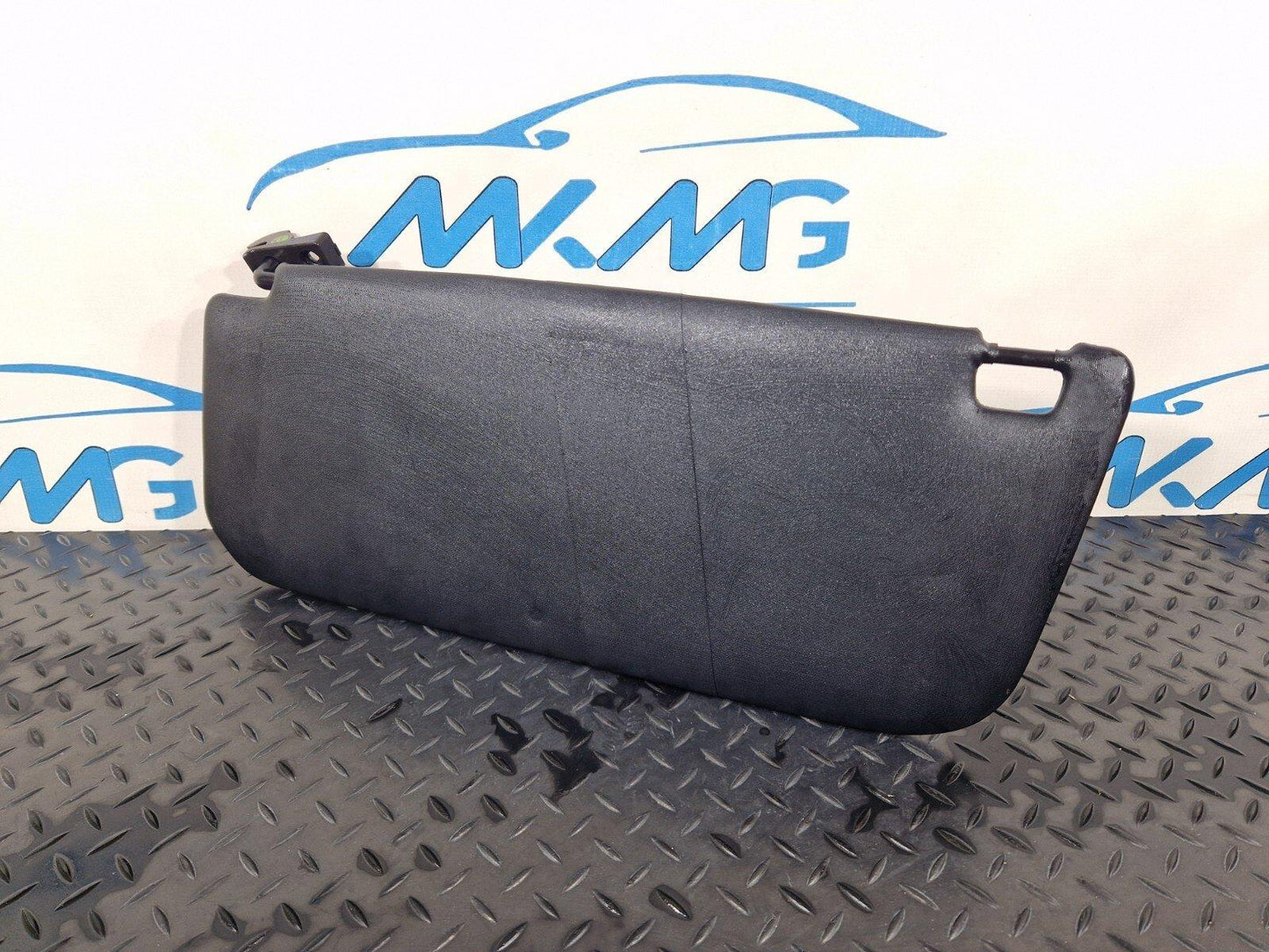 18-ON MERCEDES BENZ SPRINTER W907 PANEL SUNVISOR LEFT BLACK A9108102401