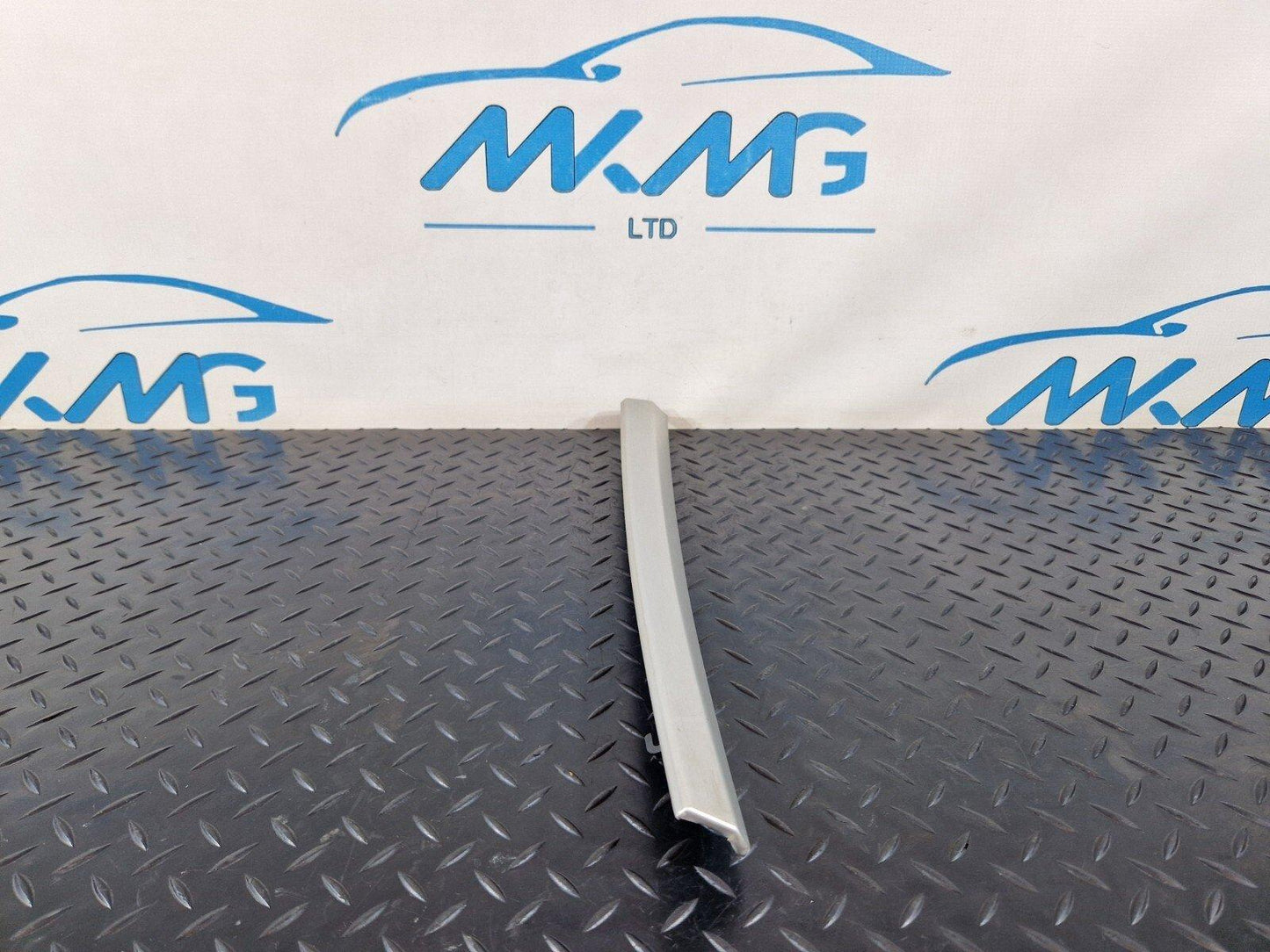 10-15 AUDI Q7 4L GENUINE OEM REAR RIGHT O/S DOOR PANEL TRIM COVER 4L0867420