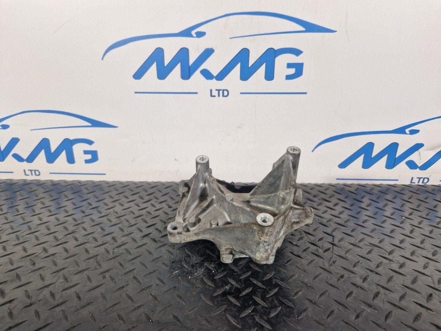 14-21 MERCEDES BENZ C E CLS W205 W213  ENGINE BRACKET A6512340339