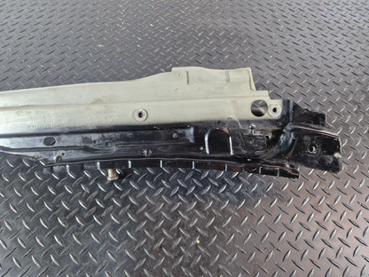 10-15 AUDI Q7 4L GENUINE FRONT LEFT N/S FENDER WING MOUNT BRACKET 4L0805157B