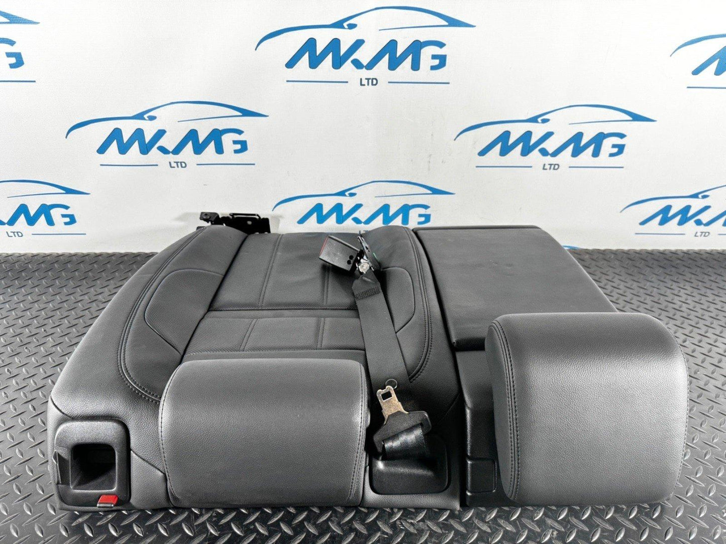 19-ON RANGE ROVER EVOQUE L551 REAR LEFT & CENTER SEAT BACK REST BLACK LEATHER