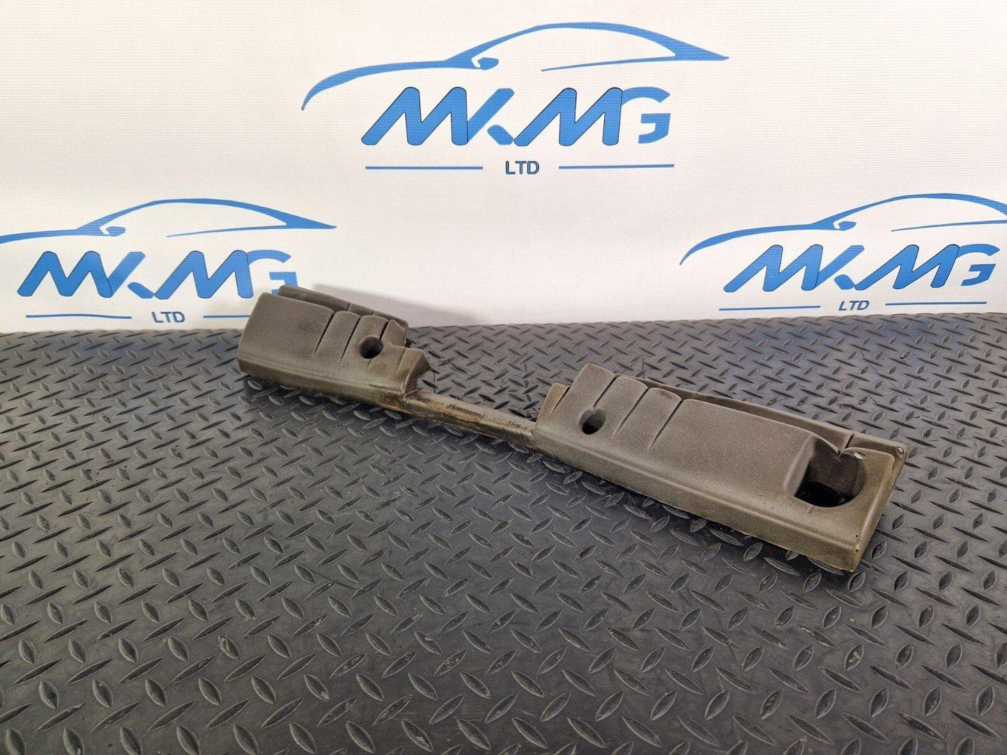 10-15 AUDI Q7 4L GENUINE OEM SOUND ABSORBER 4L0863909