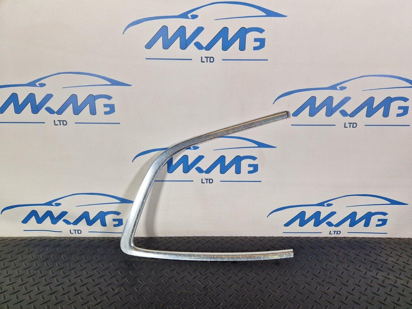 BMW 2 SERIES GRAN TOURER F46 REAR RIGHT O/S FIXED WINDOW CHROME TRIM MOULDING