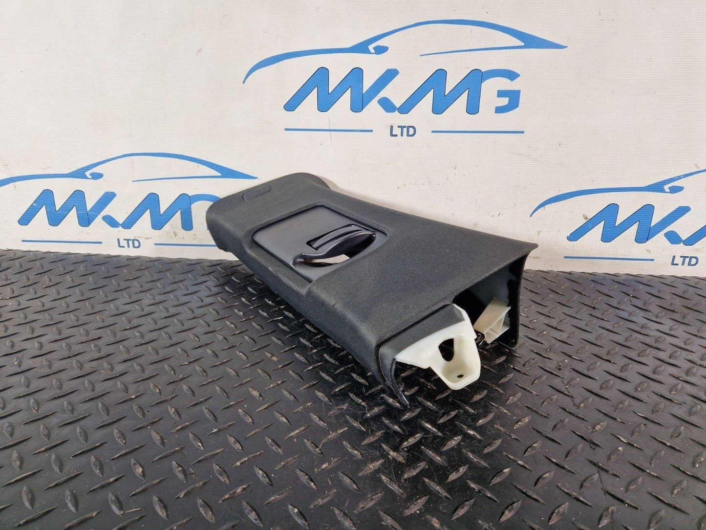 10-15 AUDI Q7 4L  GENUINE RIGHT UPPER C PILLAR TRIM IN BLACK 4L0867288