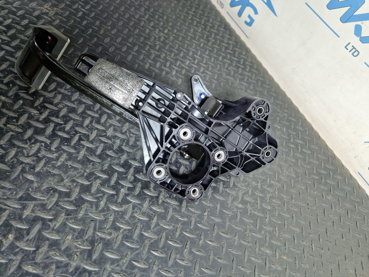 Land Rover Range Rover Evoque L551 2.0 Genuine Brake Pedal GJ3M-2D094-DB