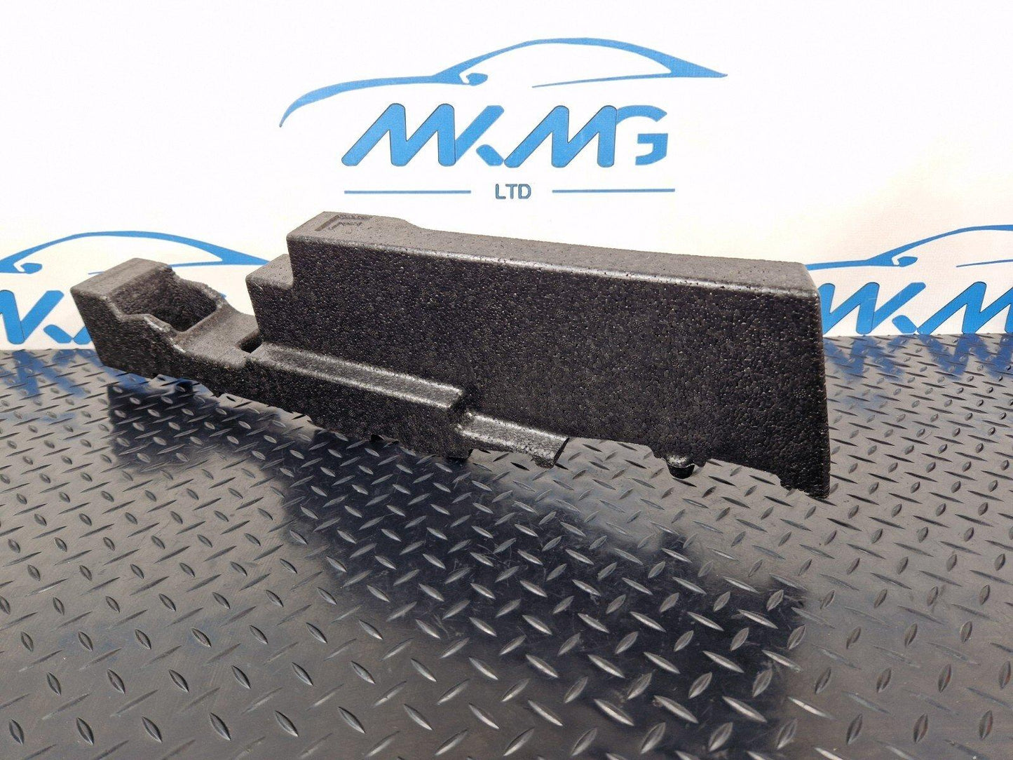 BMW 2 SERIES GRAN TOURER F45 F46 REAR LEFT TRUNK FLOOR SUPPORT FOAM 7327027