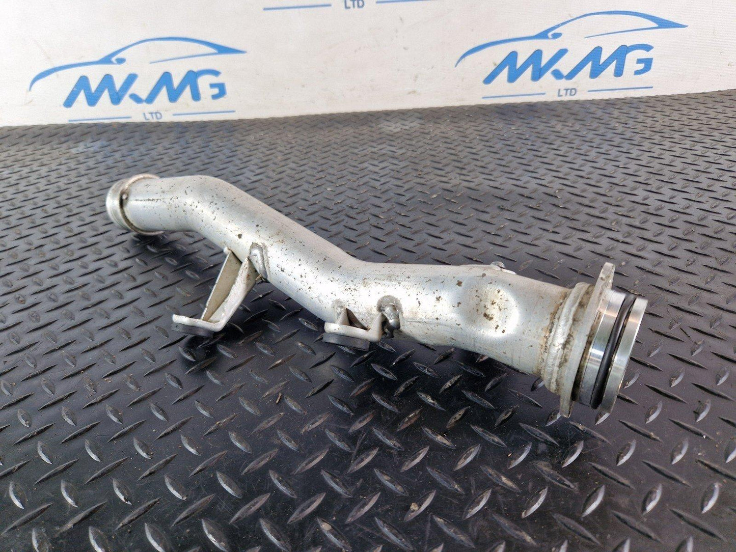 10-18 VW TOUAREG 7P GENUINE INTERCOOLER PIPE HOSE 7P0145762A