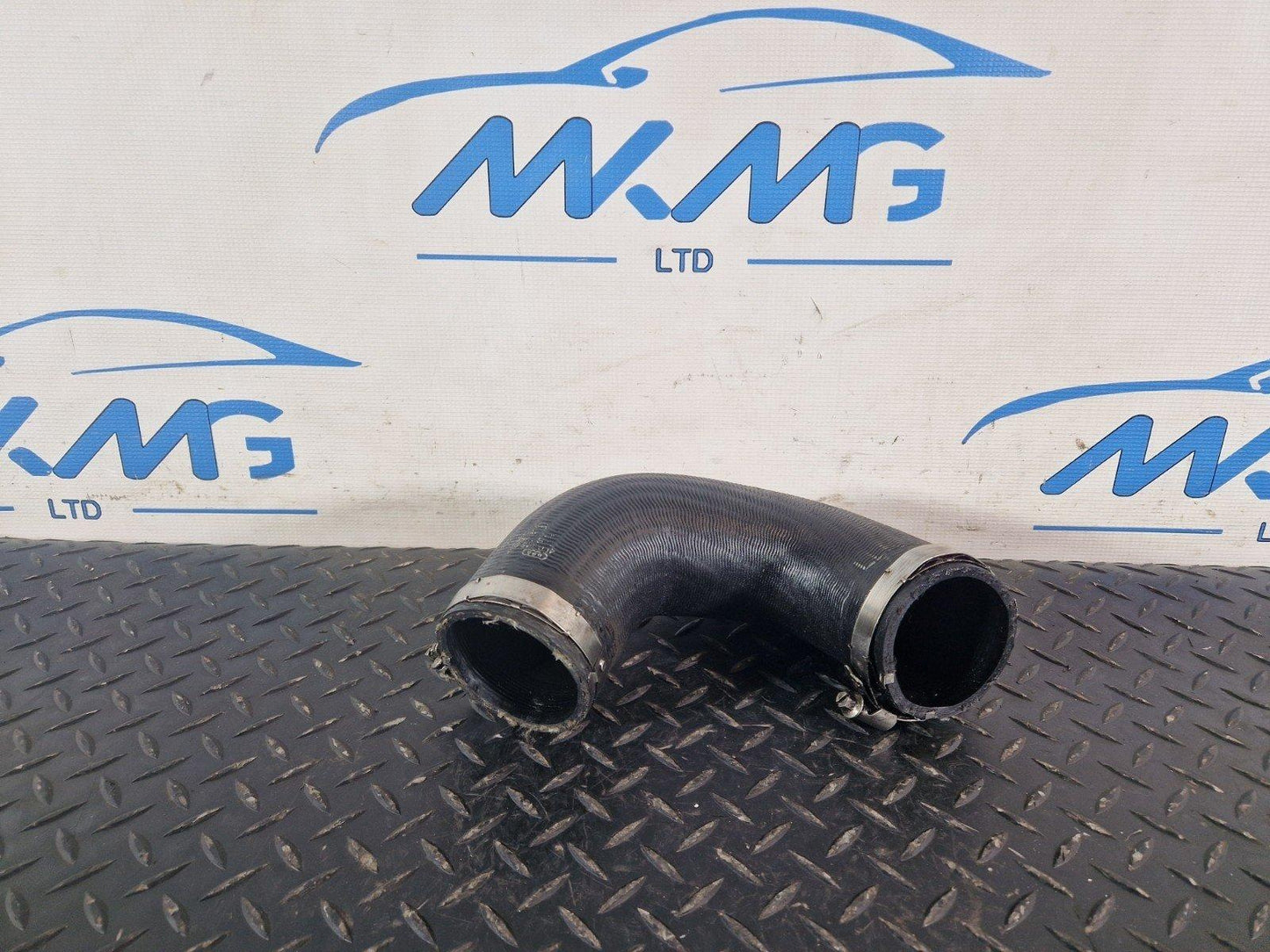 10-15 AUDI Q7 4L 3.0 DIESEL CRCA TURBO INTERCOOLER PIPE 4L0145972A