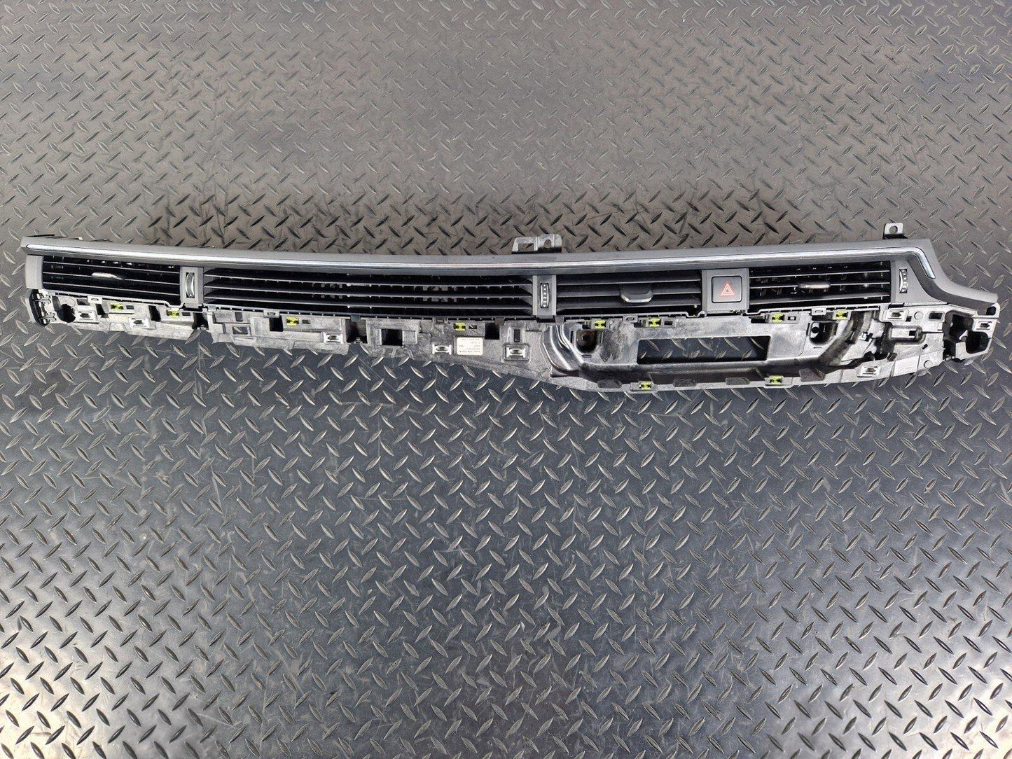 16-23 AUDI A5 F5 S-LINE DASHBOARD AIR VENTS TRIM 8W2820902 8W0971659B