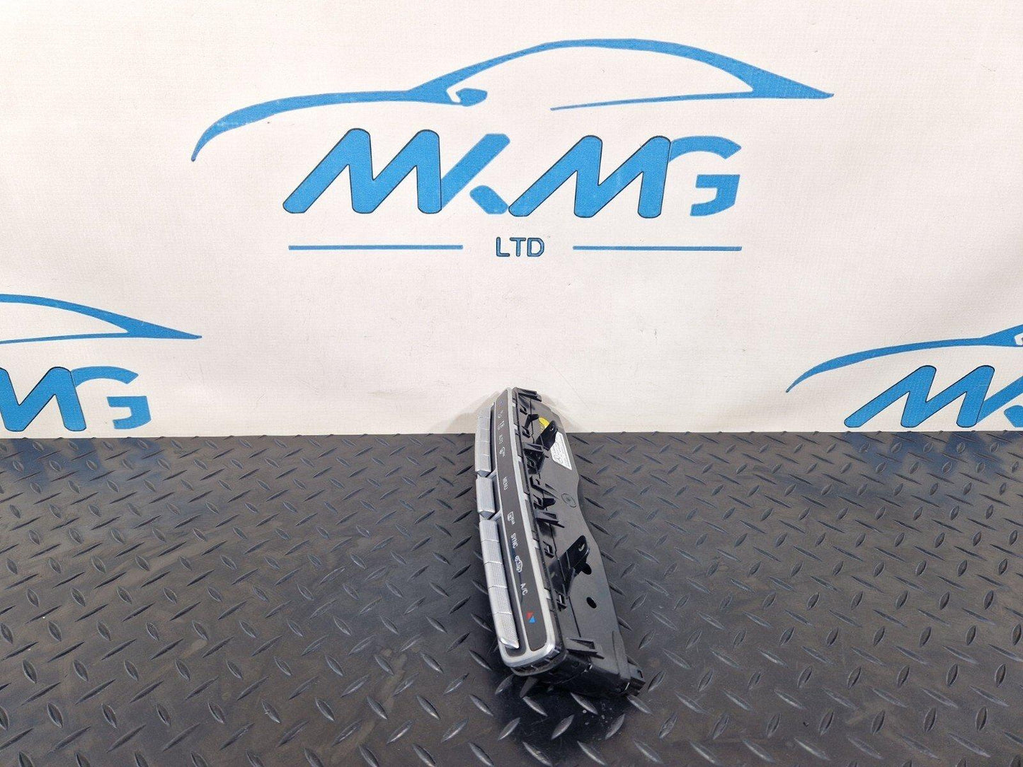 14-21 MERCEDES BENZ W205 OEM A/C HEATER CLIMATE CONTROL SWITCH PANEL A2059054706