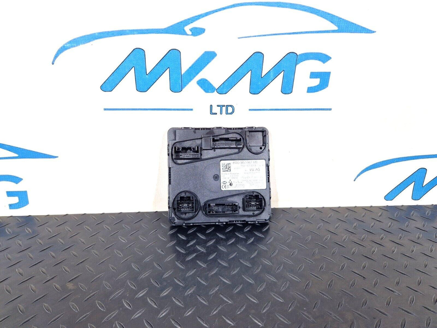 16-19 AUDI A4 AVANT B9 3.0 TDI S-LINE BODY CONTROL MODULE UNIT 8W0907064BB