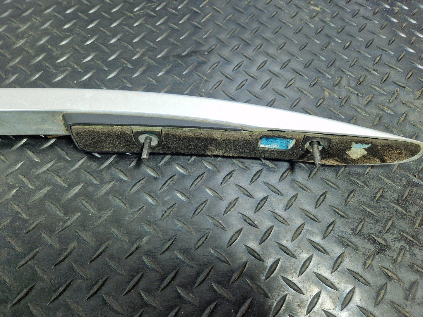 10-18 VW TOUAREG 7P GENUINE LEFT PASSENGER SIDE CHROME ROOF RAIL RACK 7P6860043B