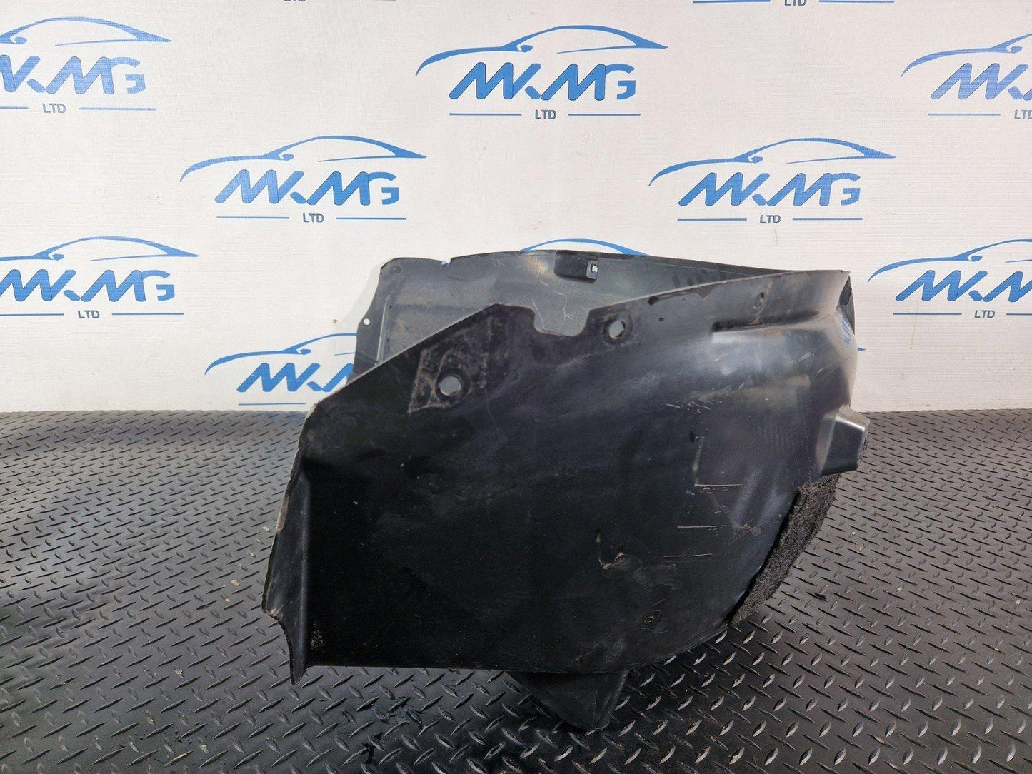11-19 MERCEDES BENZ ML W166 REAR WHEEL LEFT SIDE SPLASH GUARD COVER A1668841322