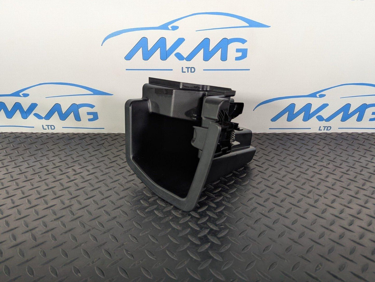 14-21 BMW 2 SERIES 218d GRAN TOURER F46 GENUINE STORAGE BOX 7327034