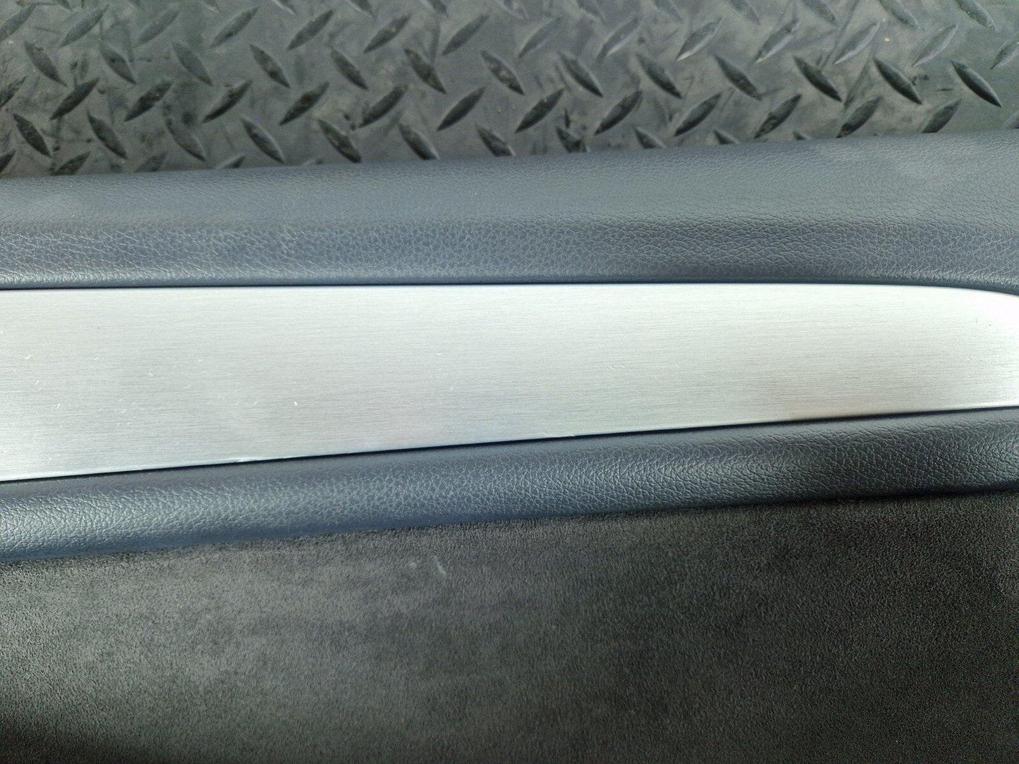 12-17 AUDI Q5 8R OEM FRONT RIGHT O/S DOOR CARD PANEL ALCANTARA TRIM 4G2867104B