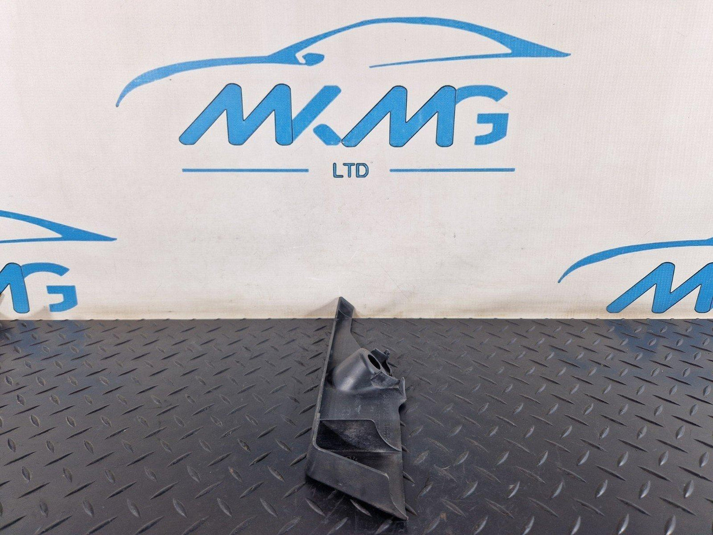17-24 AUDI S5 F5 GENUINE FUEL TANK TRIM UNDER BODY TRAY 8W0825214A