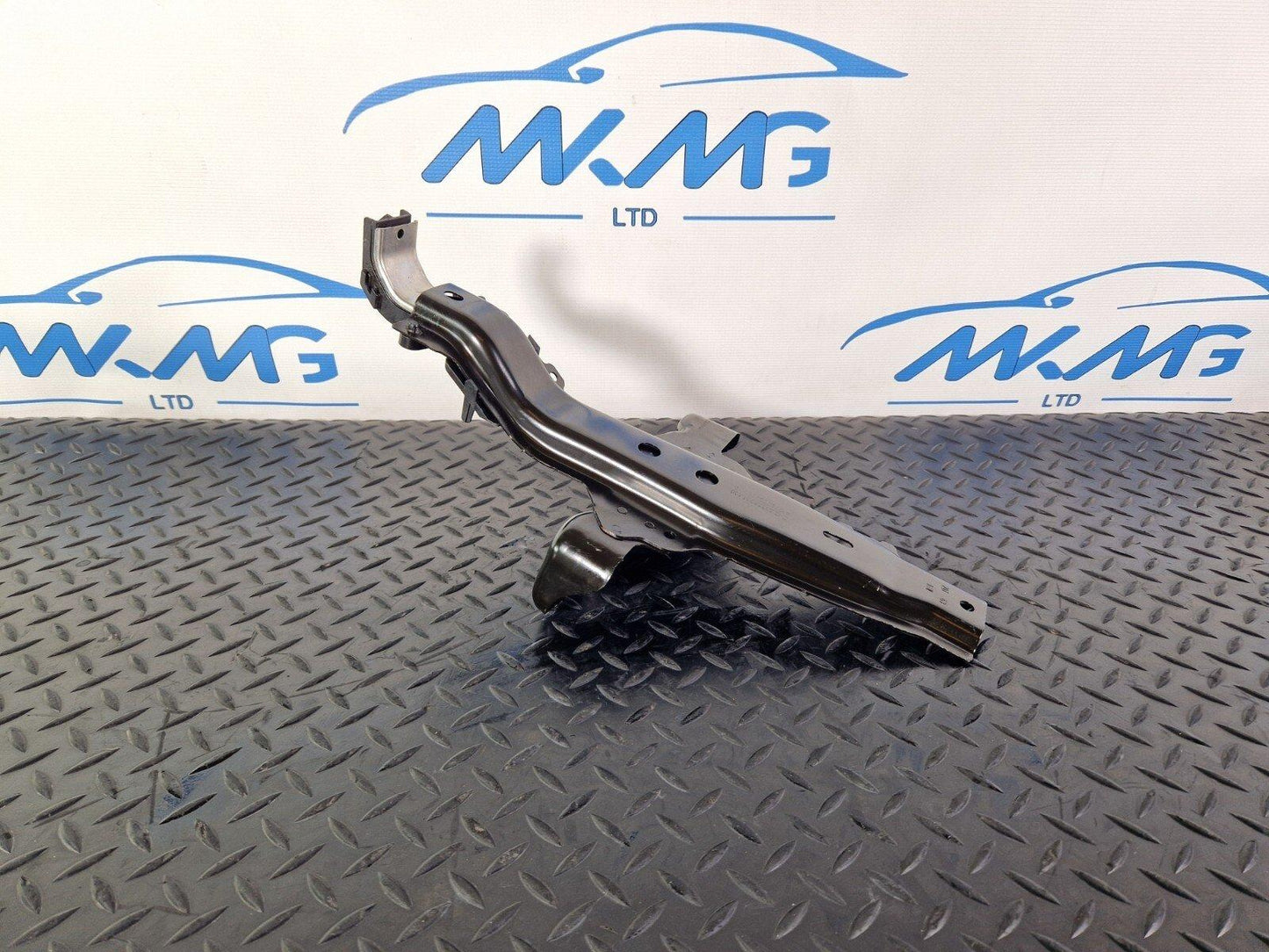 18-ON MERCEDES BENZ A CLASS W177 OEM BATTERY MOUNT HOLDER BRACKET A1776203400