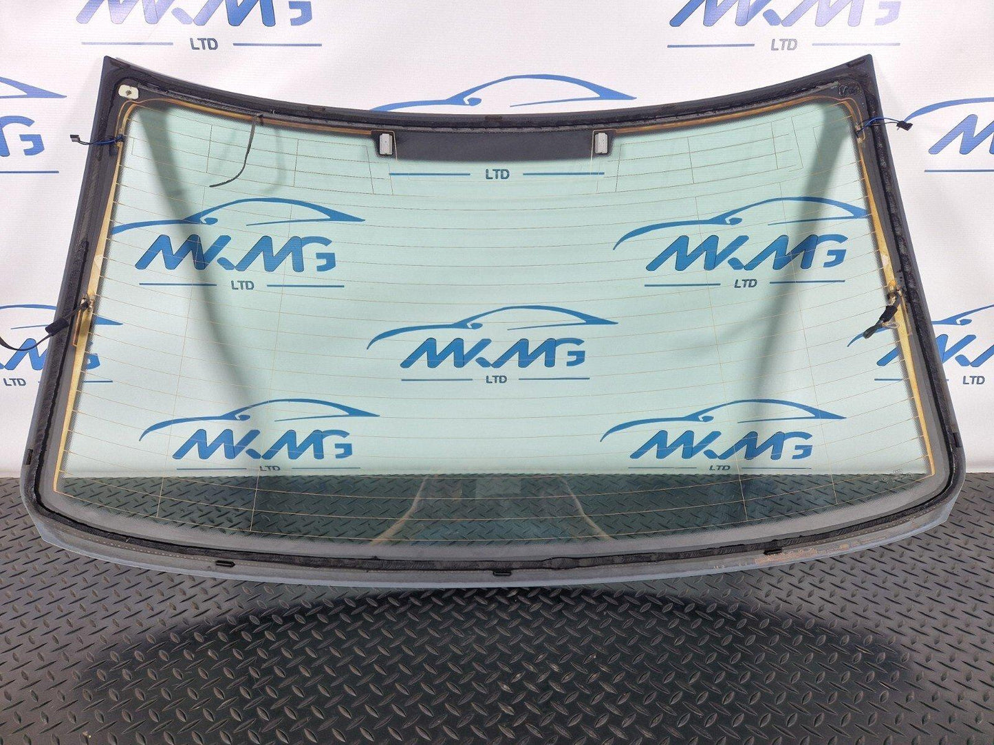 16-19 AUDI A4 B9 REAR WINDSHIELD WINDSCREEN WINDOW GLASS 8W5845501
