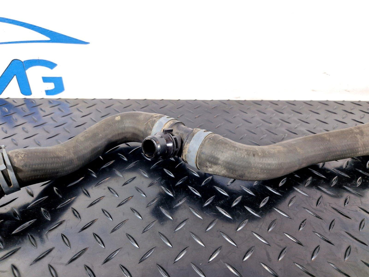 16-19 AUDI A4 B9 S-LINE QUATTRO WATER COOLANT PIPE 8W0121140 8W0122293H